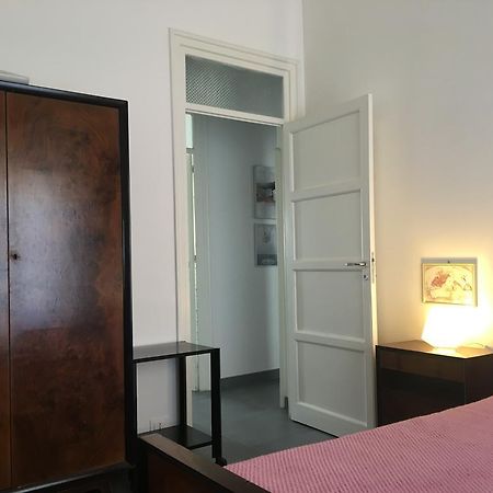 Casa Rosa Appartement Palermo Buitenkant foto