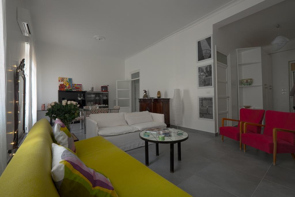 Casa Rosa Appartement Palermo Buitenkant foto